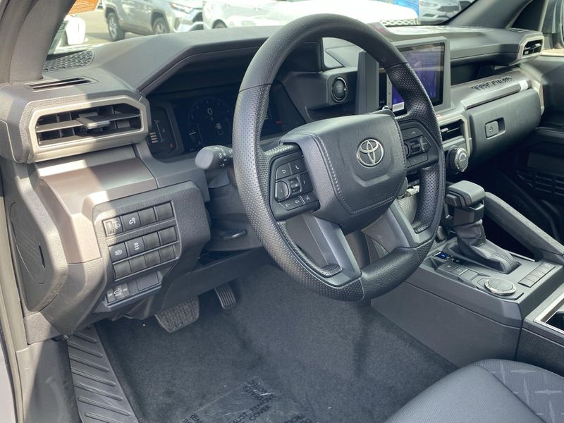 2025 Toyota Tacoma SR5Image 13