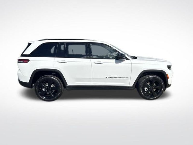 2025 Jeep Grand Cherokee Limited 4x4
