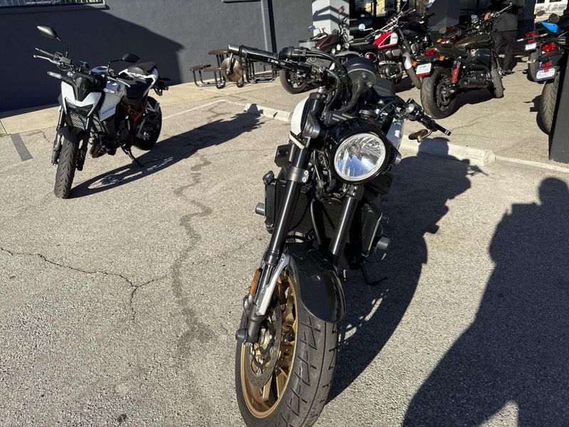 Used 2021 Yamaha XSR900 Image 10