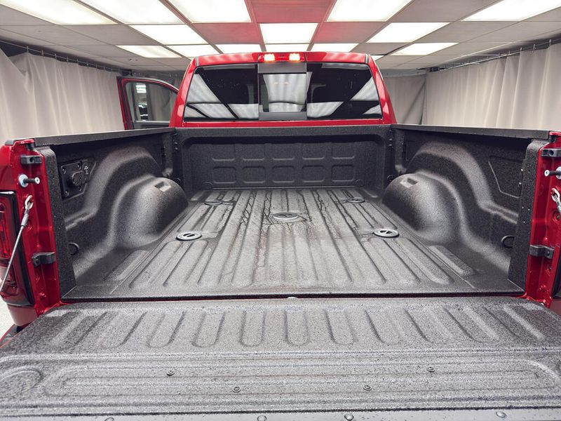New 2026 RAM 2500 Black Express Crew Cab 4x4 6