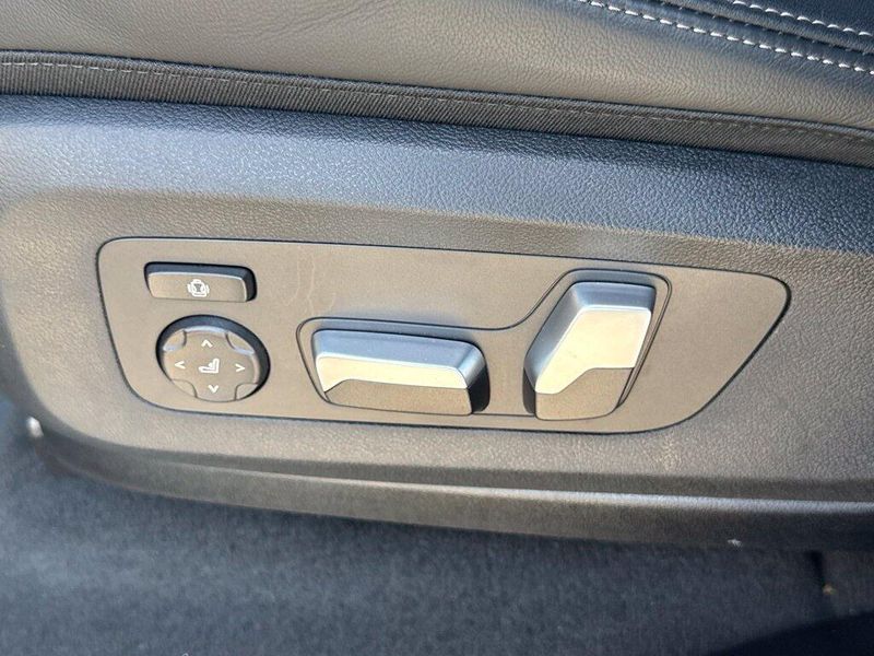 Used 2026 BMW X5 sDrive40iImage 21