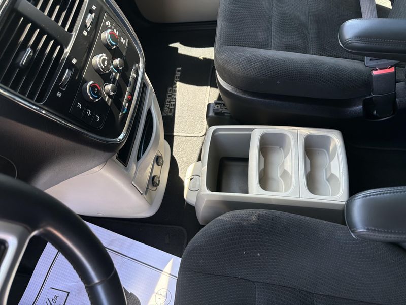 Used 2016 Dodge Grand Caravan SEImage 39
