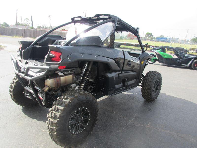 USED 2026 KAWASAKI TERYX KRX 1000 BLACKOUT EDITION Image 12