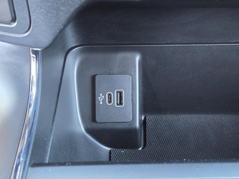 Used 2025 Ford F-150 STX 2WD SuperCrew 5.5' Box