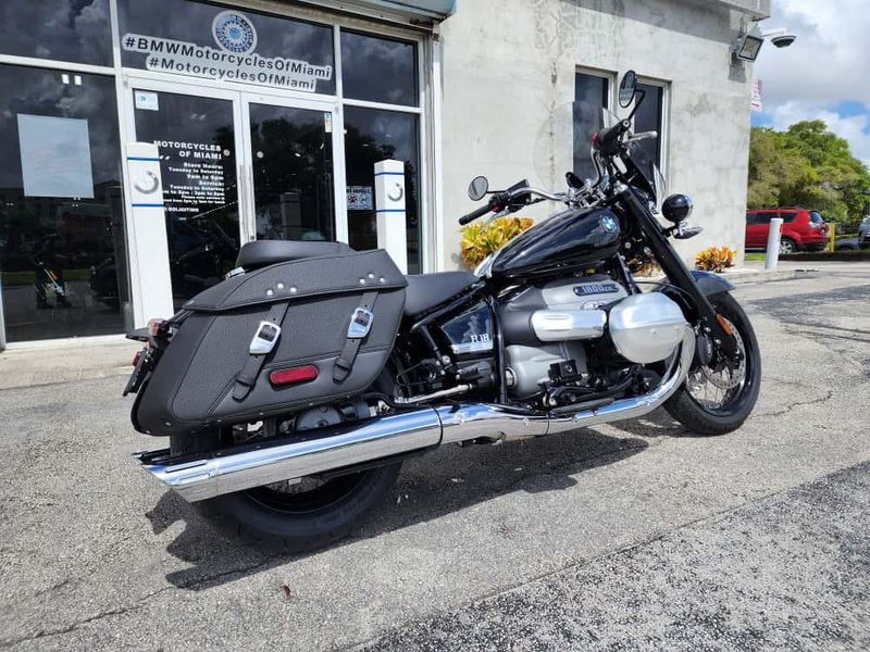 2025 BMW R 18 ClassicImage 12