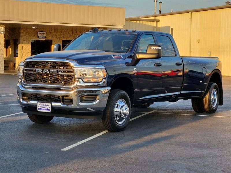 2024 RAM 3500 Tradesman Crew Cab 4x4 8