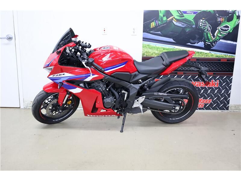 Used 2024 Honda CBR650R ABS Image 4