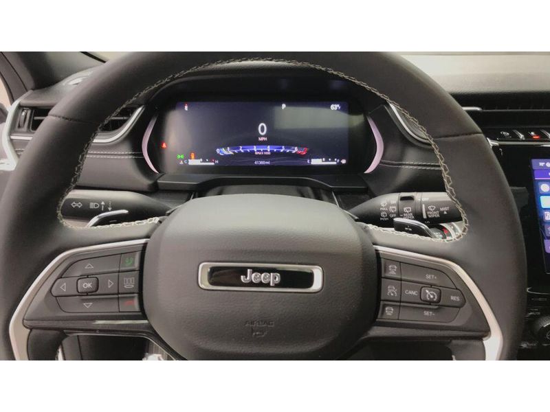 Used 2023 Jeep Grand Cherokee AltitudeImage 10