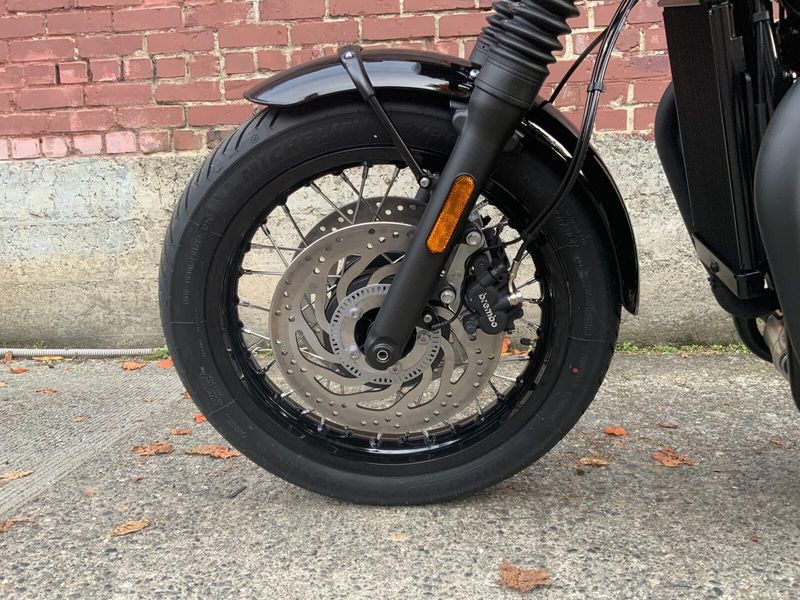 2025 Triumph Bonneville T120