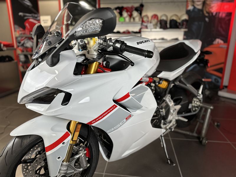 2024 Ducati SUPERSPORT SImage 5