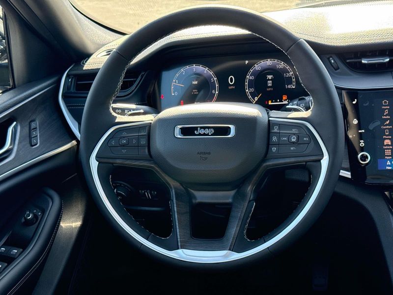 New 2026 Jeep Grand Cherokee Limited 4x4