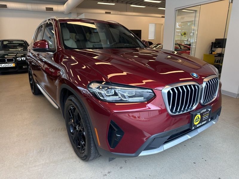 2022 BMW X3 xDrive30iImage 3