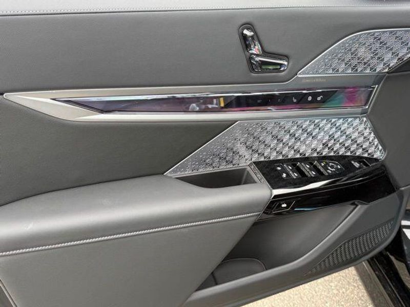 New 2026 BMW i7 xDrive60Image 16