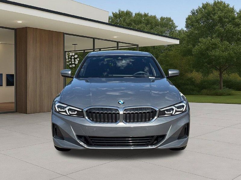 Used 2024 BMW 3 Series 330iImage 4