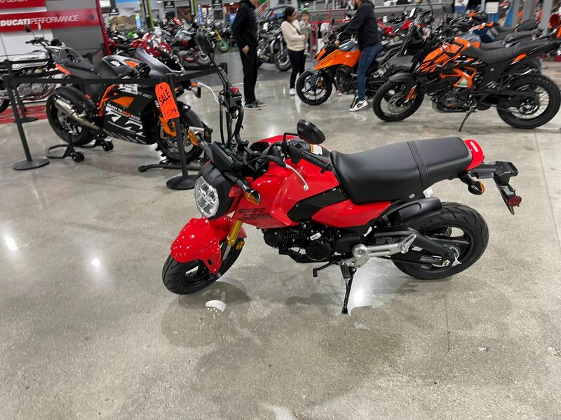 New 2025 Honda Grom Image 8