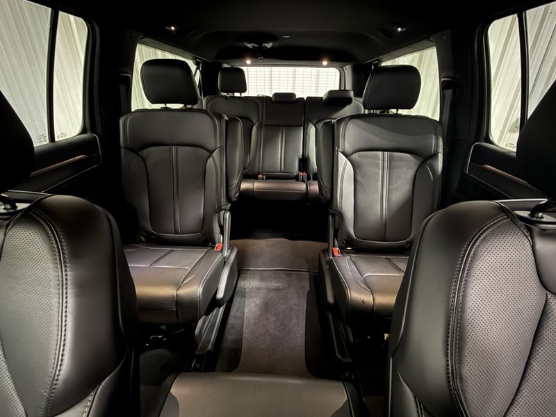 2026 Jeep Grand Wagoneer L 4x4Image 26