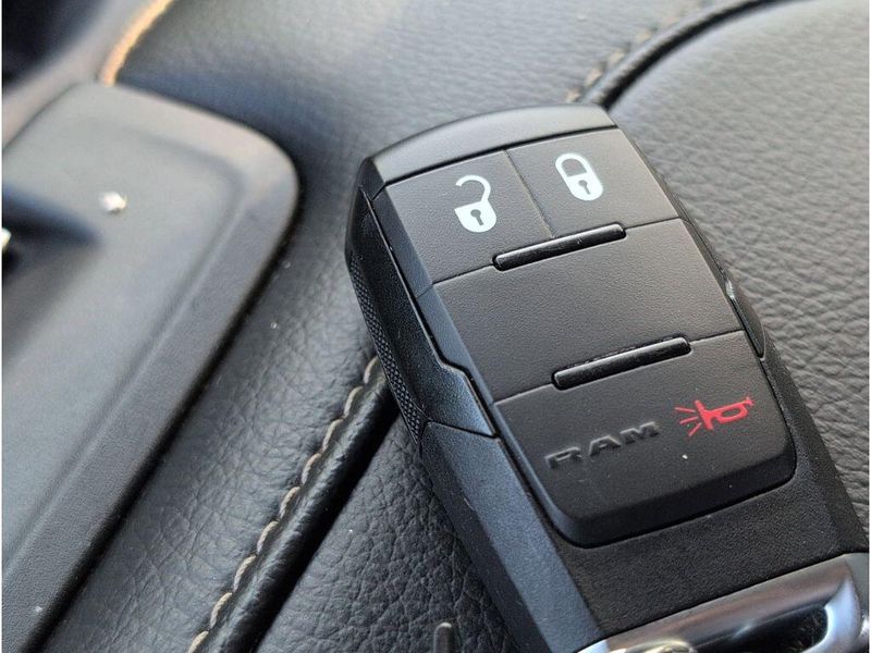 Used 2022 RAM 2500 TradesmanImage 21