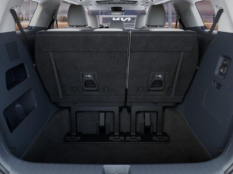 New 2027 Kia Carnival SXImage 20