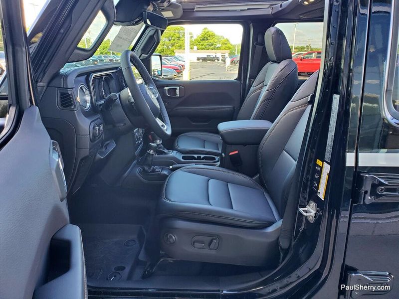New 2026 Jeep Wrangler 4-door Sahara