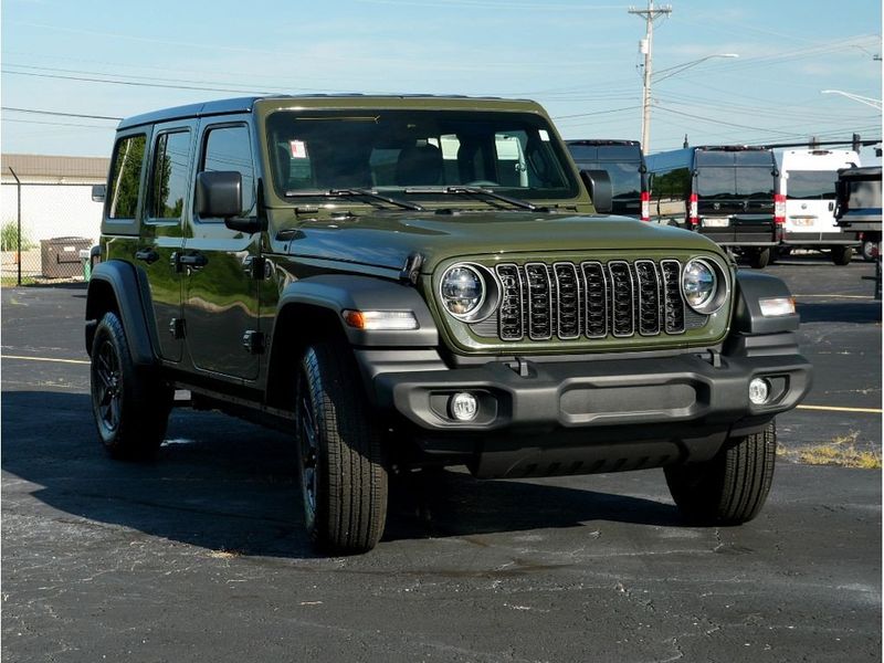 2024 Jeep Wrangler Sport SImage 7