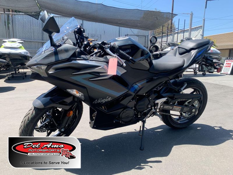 New 2025 Kawasaki NINJA 500 ABS Image 1