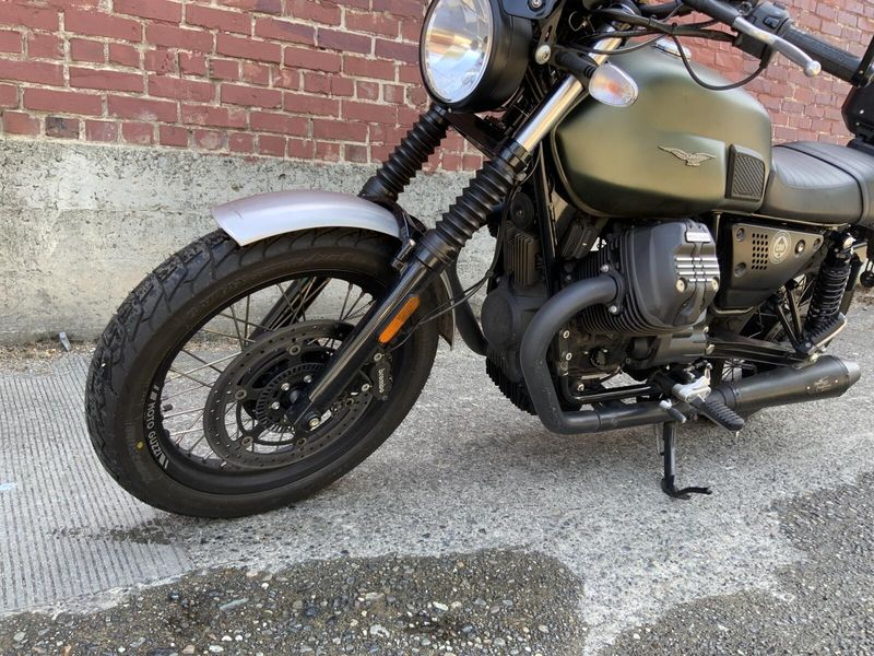 2020 MOTO GUZZI V7 III ROUGH 