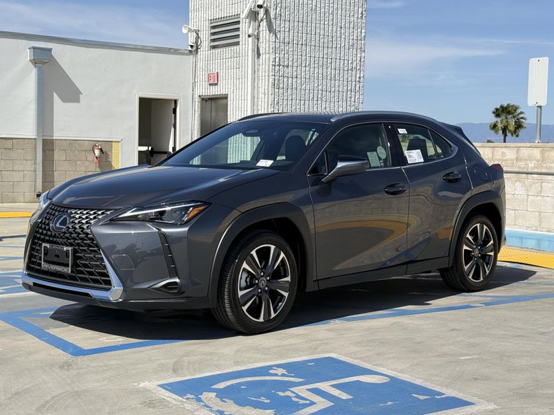 New 2026 Lexus UX 300hImage 7