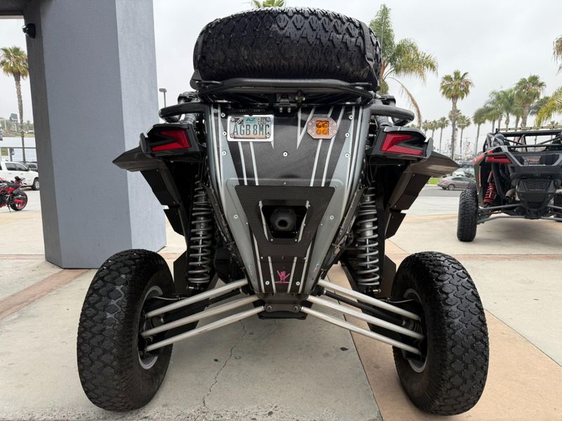 Used 2017 Can-Am MAVERICK X3 XRS TURBO R Image 7