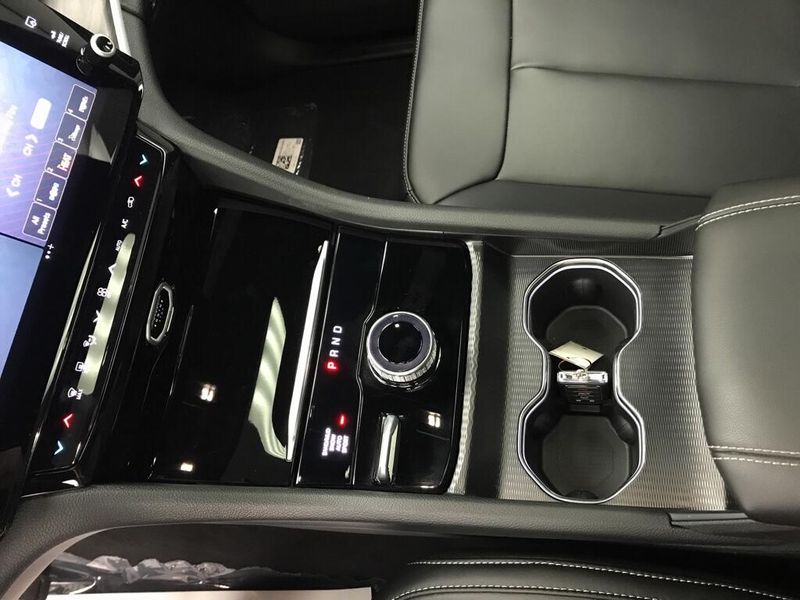 New 2026 Jeep Grand Cherokee Limited 4x4Image 6