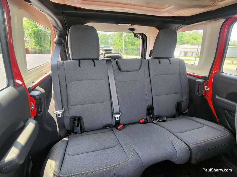 2025 Jeep Wrangler 4-door Sport SImage 3