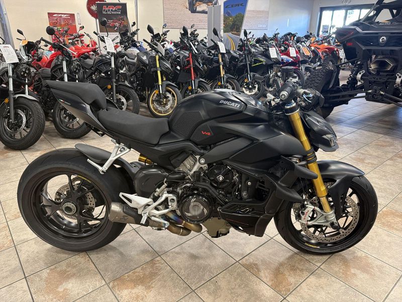 Used 2021 Ducati STREETFIGHTER V4S Image 10