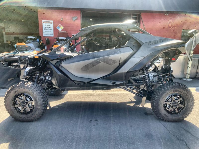 New 2025 Can-Am MAVERICK R X 999T DCT Image 10