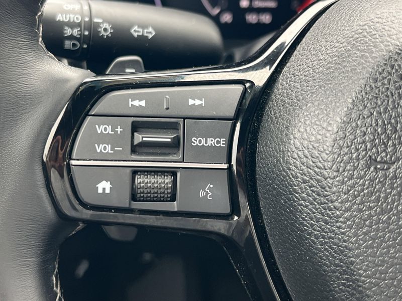 Used 2023 Honda Civic Sedan SportImage 7