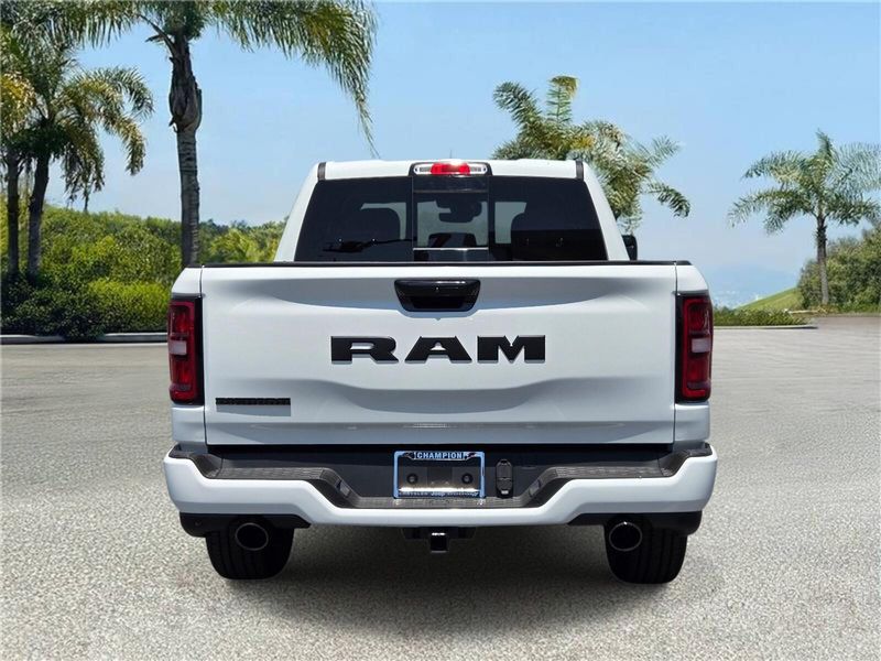 New 2026 RAM 1500 Big Horn Crew Cab 4x2 5'7' Box
