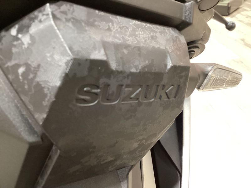 2024 Suzuki GSXS1000Image 15