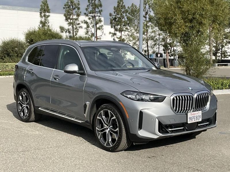 2024 BMW X5 sDrive40iImage 2