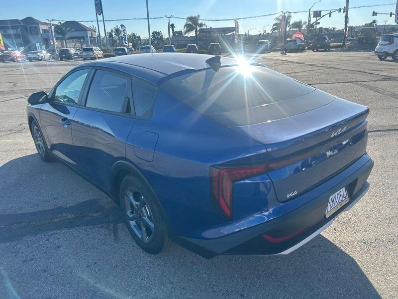 Used 2025 Kia K4 LXSImage 5