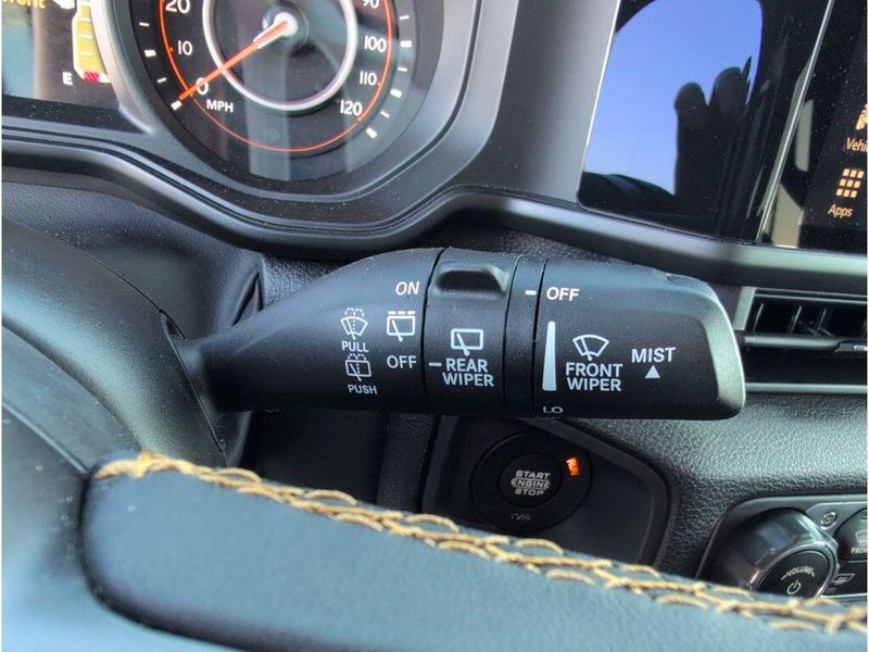 Used 2024 Jeep Wrangler WillysImage 25