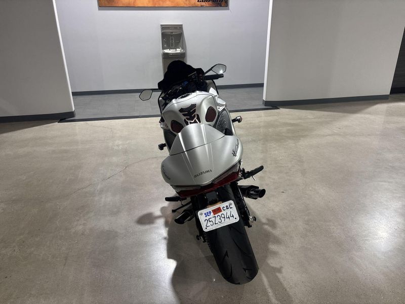 Used 2022 Suzuki HAYABUSA CA Image 14