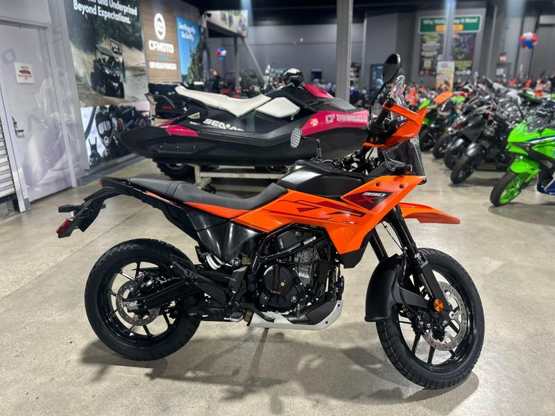 New 2025 KTM 390 ADVENTURE X Image 5