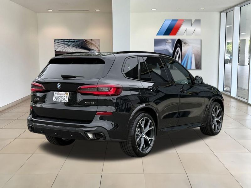 2023 BMW X5 xDrive40iImage 7