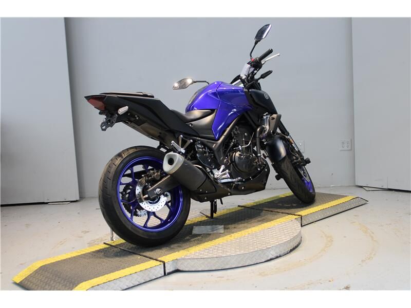 Used 2023 Yamaha MT-03 Image 6