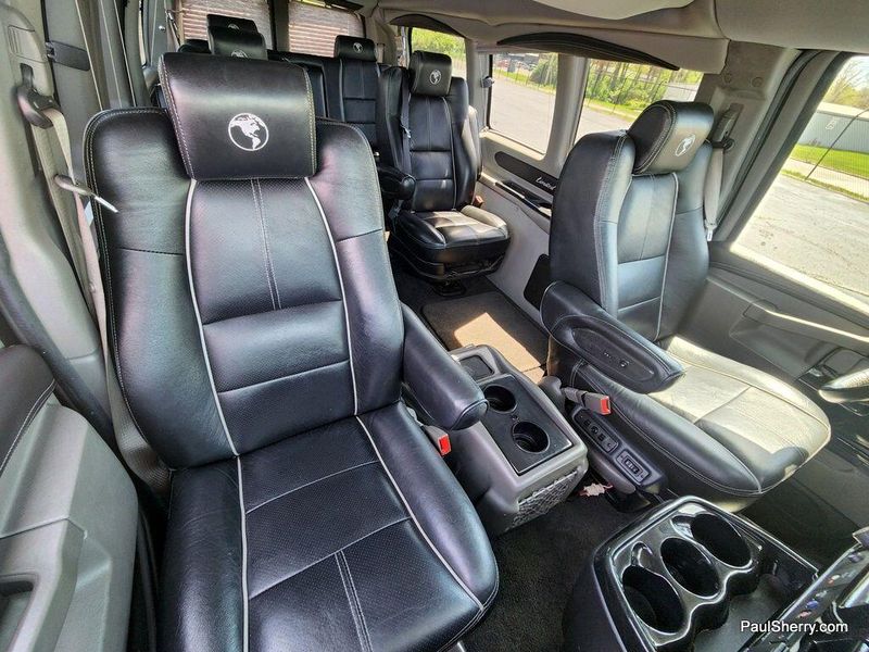 2019 Chevrolet Express 2500 Image 5