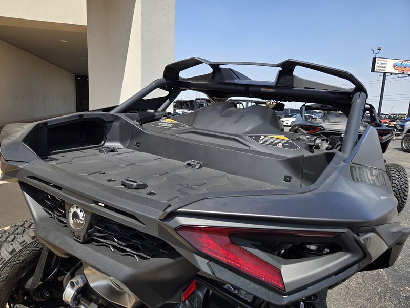 2025 Can-Am MAVERICK R X RS WITH SMARTSHOX 999T DCT TRIPLE BLACK Image 10