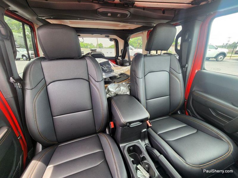 New 2025 Jeep Wrangler 4-door Sahara