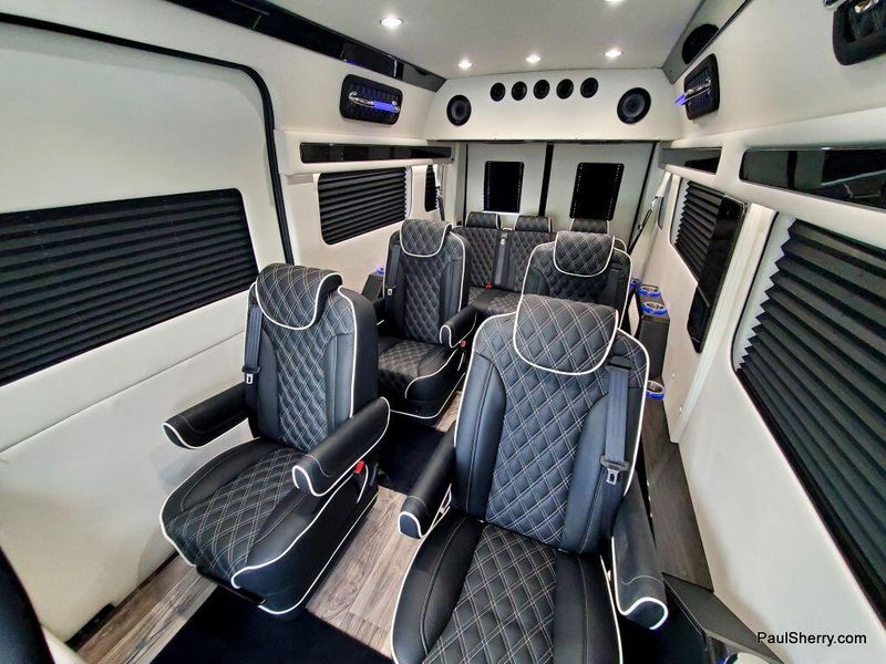 2024 RAM Promaster 2500 Slt+ Window Van High Roof 159