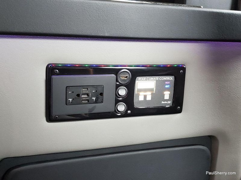 New 2024 RAM ProMaster 2500 Window Van High Roof 159WBImage 24