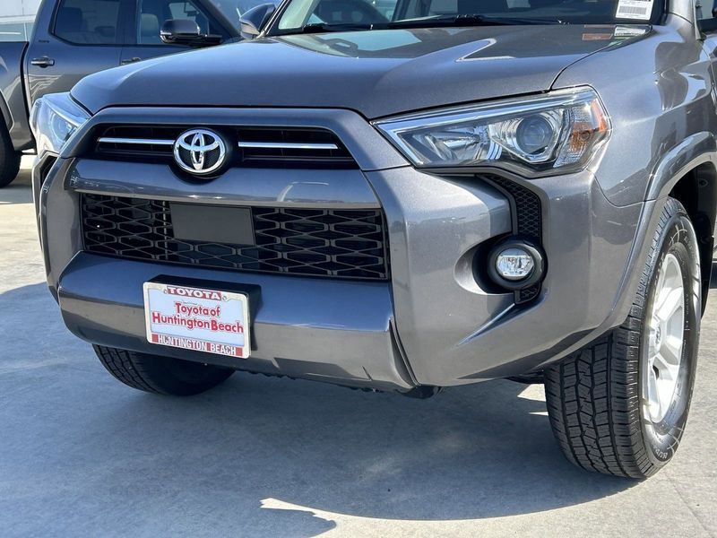 2023 Toyota 4Runner SR5Image 9