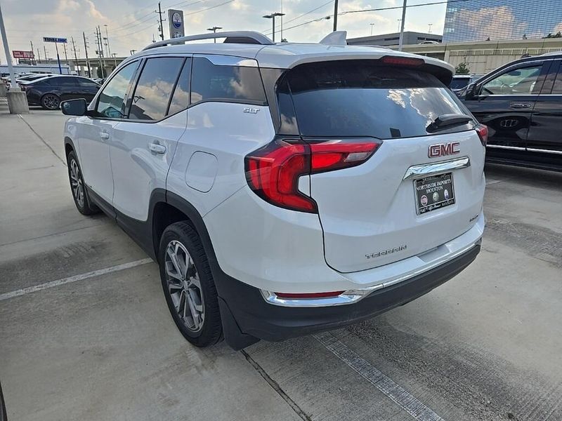 Used 2021 GMC Terrain SLTImage 4