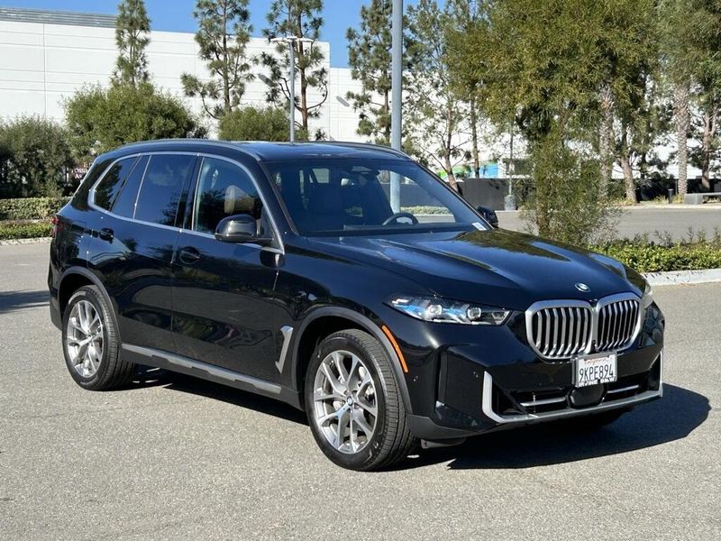 2025 BMW X5 sDrive40iImage 2